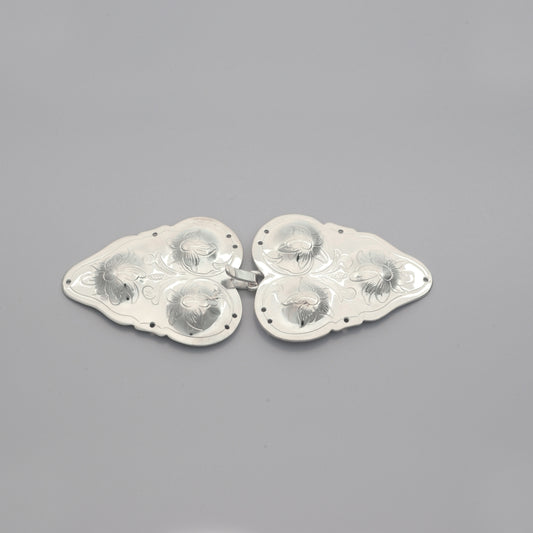 Slettås Håndgravert Sølvspenne - Hasla