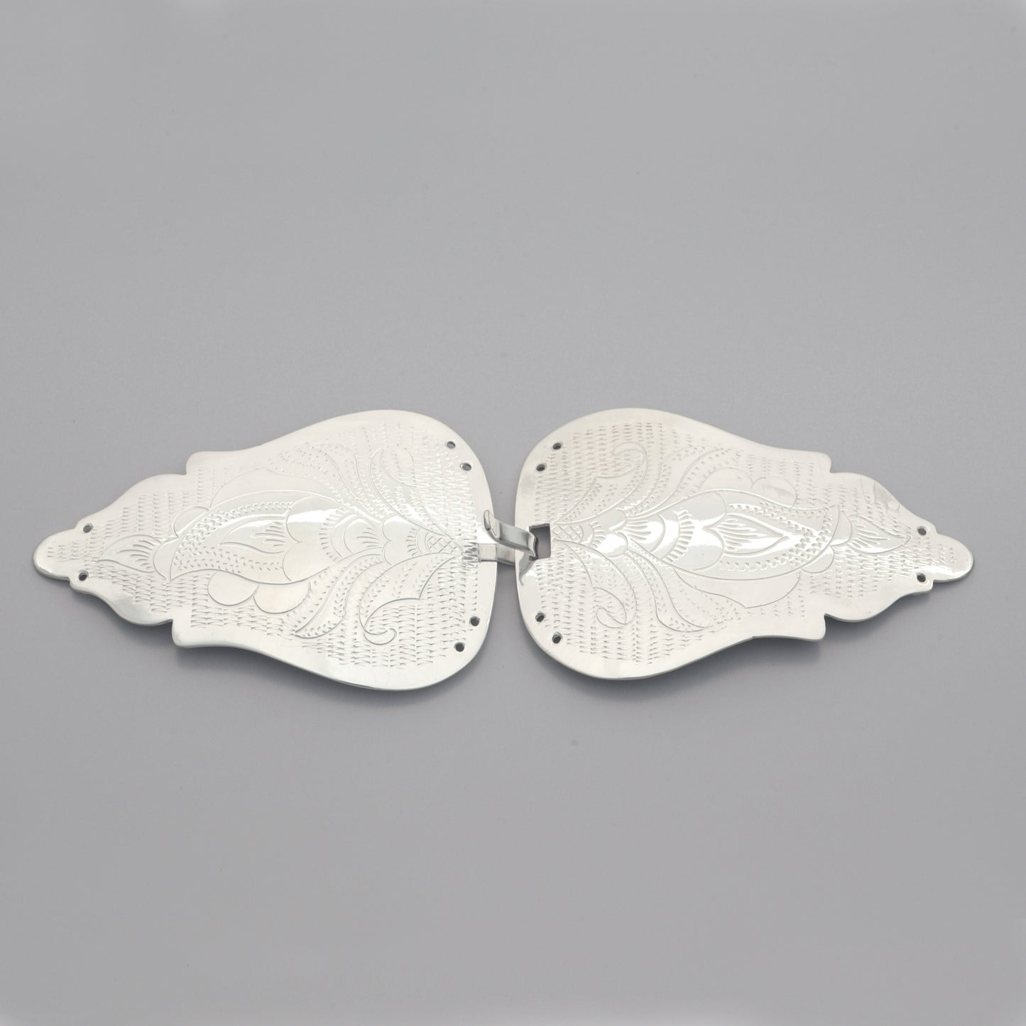 Hurv Håndgravert Sølvspenne - Hasla