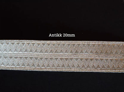 Antikk sølvbånd, 20mm, i sikksakk prikke mønster